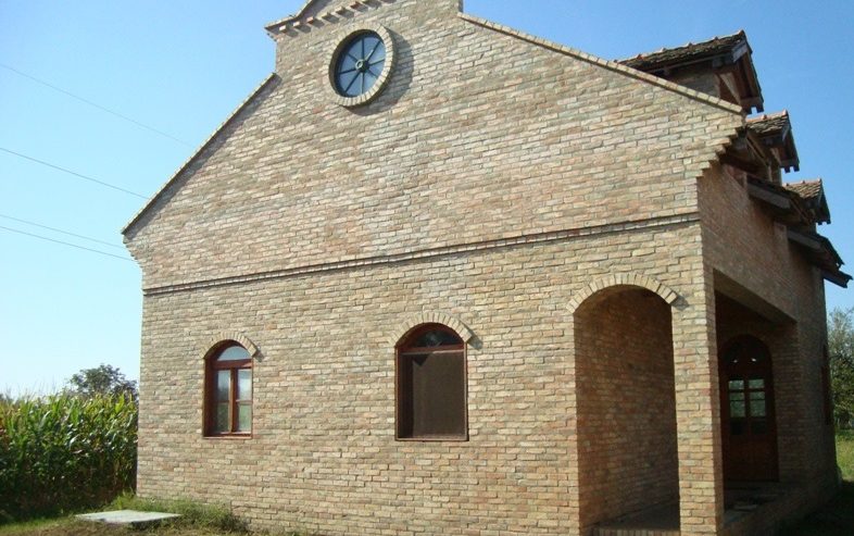 izdajem sobu u kikindi